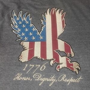 MEN HOODIE LG (BUCKWEAR) EST. 1992 AMERICAN FLAG EAGLE HONOR, DIGNITY, RESPECT.